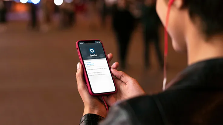 Display your logo in the inbox with Apple Branded Mail