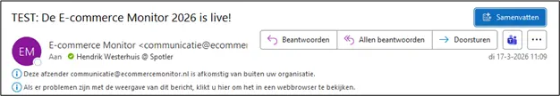Voorbeeld van de 'Samenvatten'-knop in Outlook